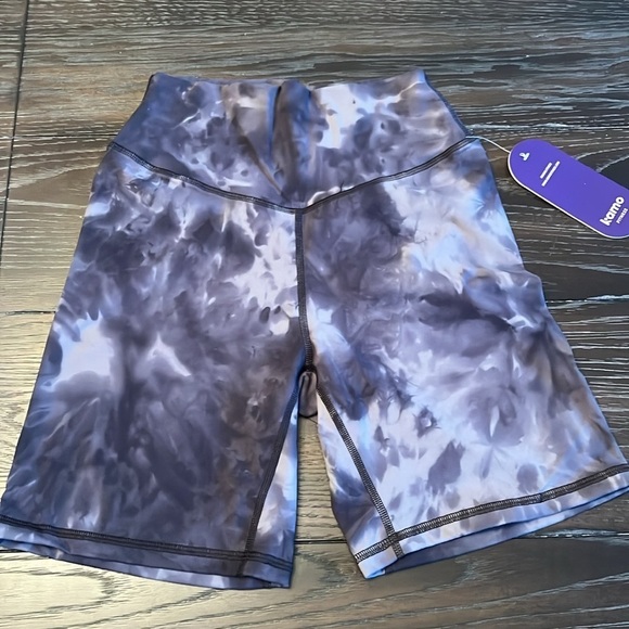 Kamo Fitness Ellyn Shorts 6" - Black Tie Dye black & grey medium spandex biker - Picture 8 of 10